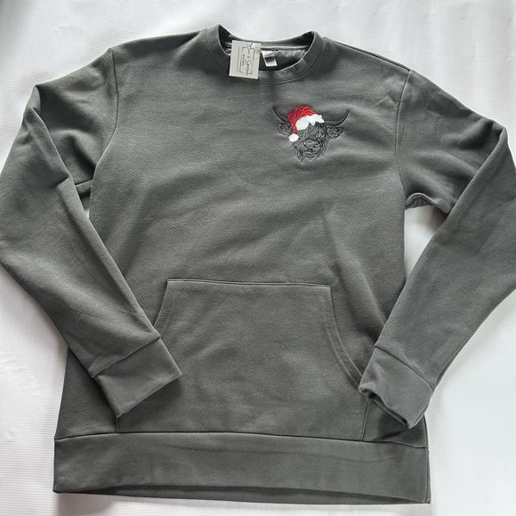 Handmade Embroidered Santa Highland Cow Sweatshirt With Kangaroo Pocket Small - Picture 2 of 8